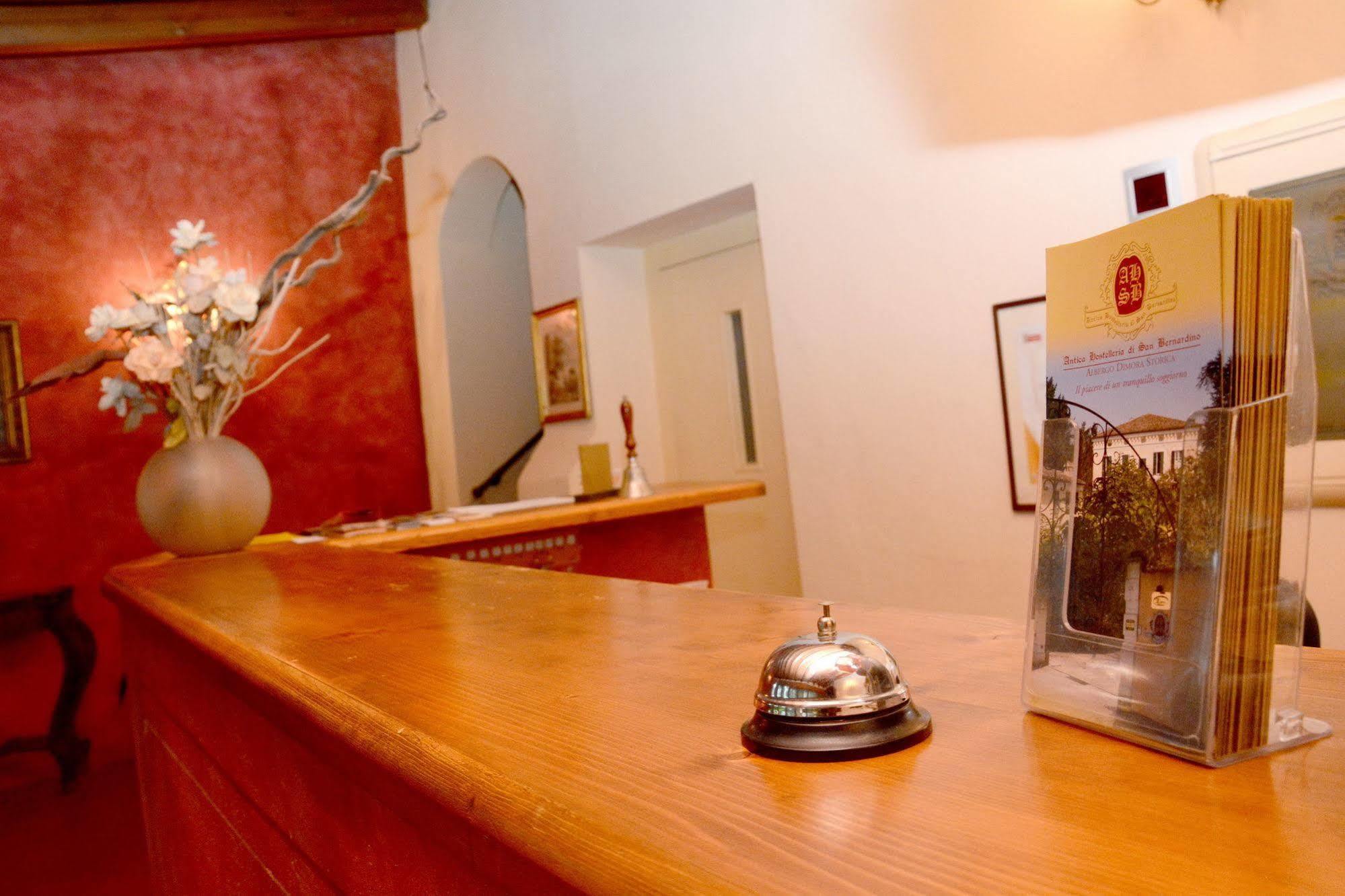 Albergo Dimora Storica Antica Hostelleria Крема Экстерьер фото
